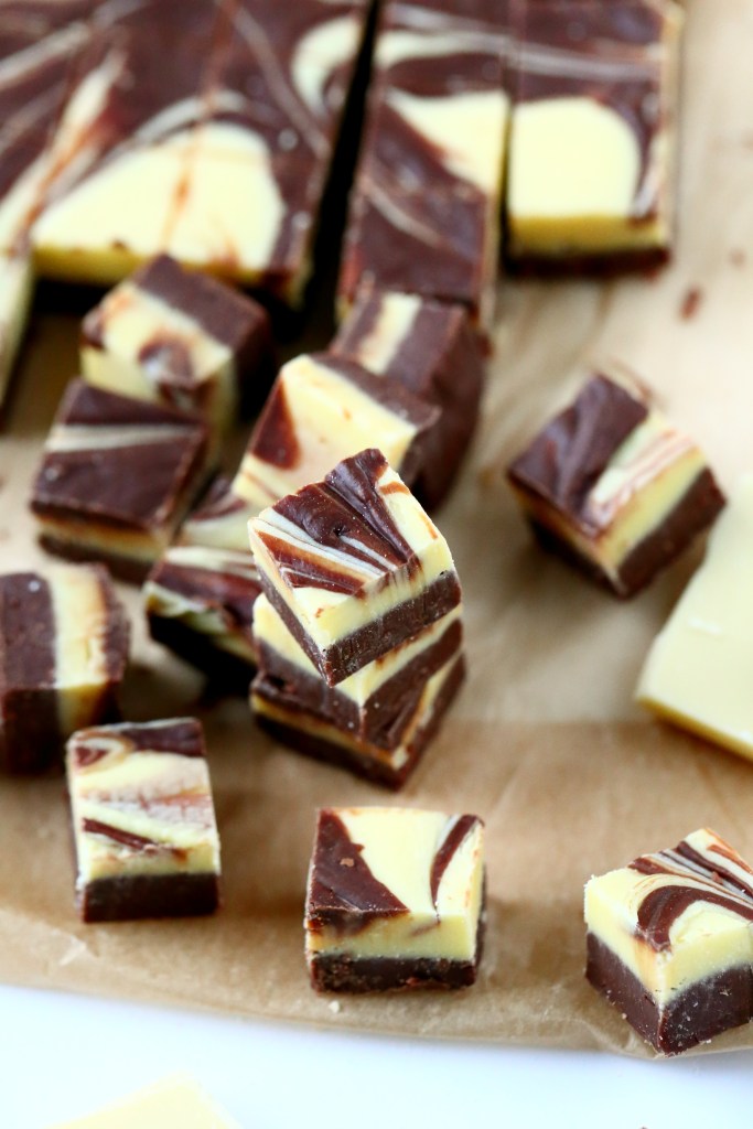 Suklaafudge appelsiinilla on helppo herkku