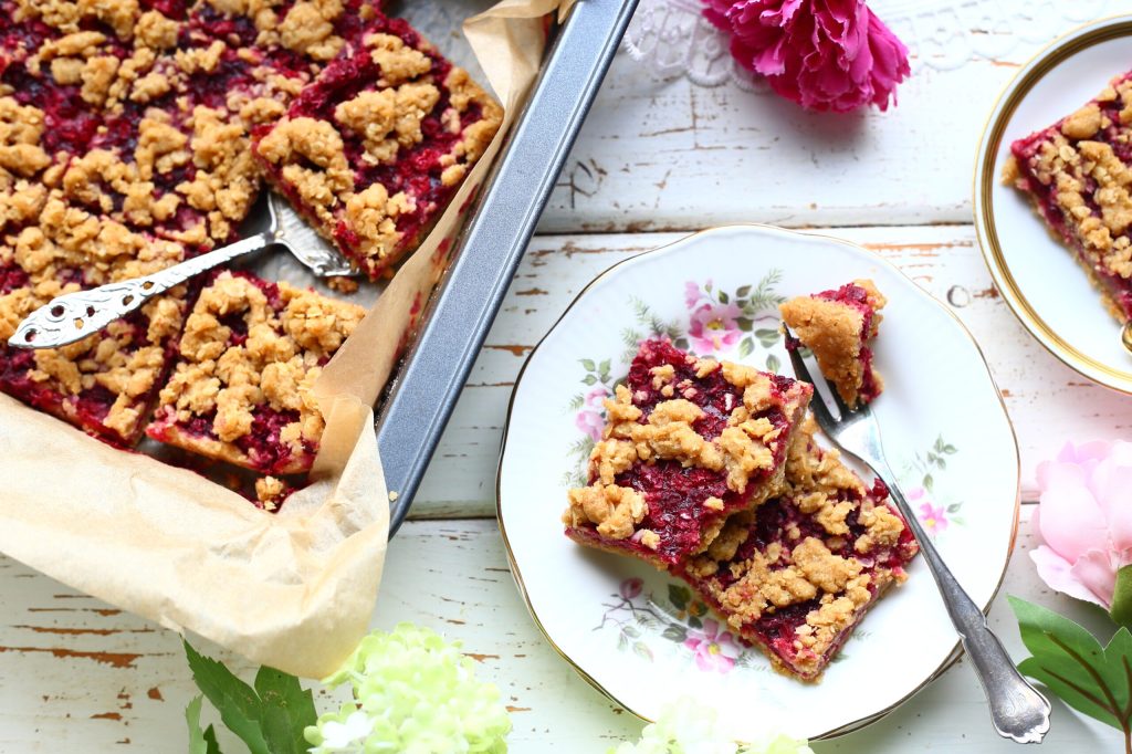 Puolukka-kauraneliöt