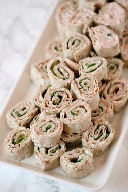 Herkulliset rieskarullat kahdella helpolla&nbsp;täytteellä