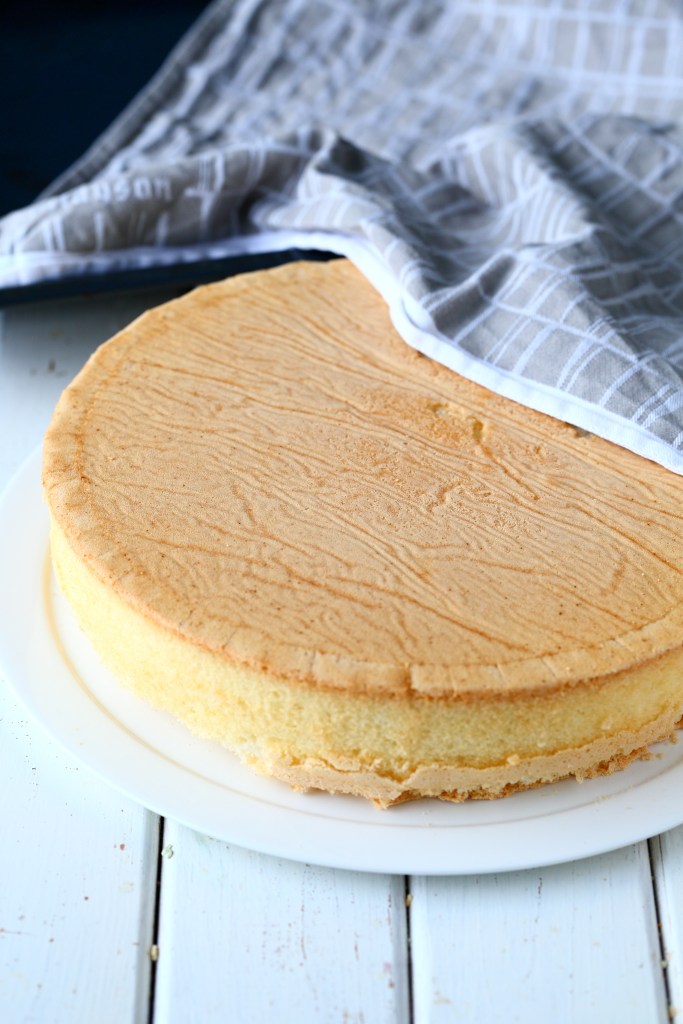 Kakkupohja gluteenittomista jauhoista, maidoton