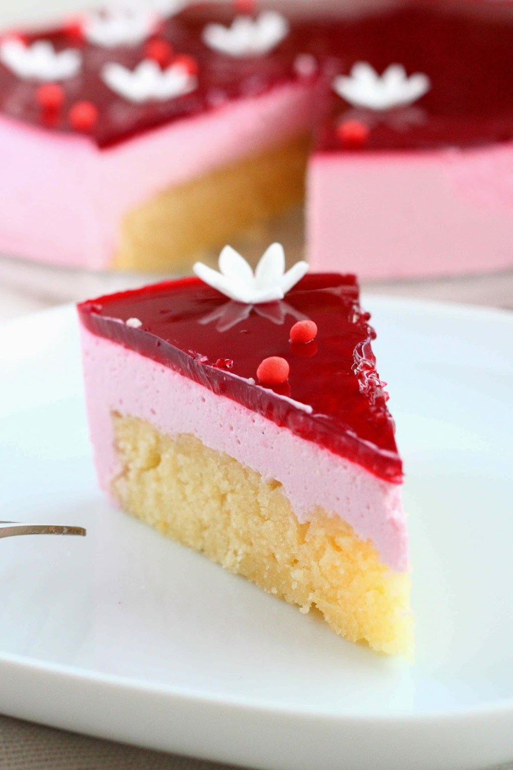 Valkosuklainen mehevä ja kostea&nbsp;kakkupohja