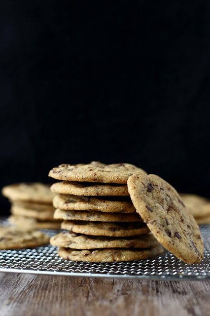 Parhaat suklaakeksit ovat samaan aikaan sitkeitä ja rapeita