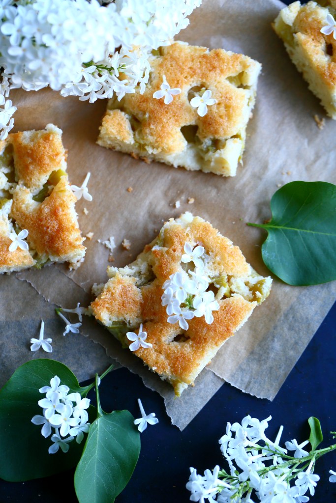 Pellillinen piirakkaa rapaperista maistuu herkulliselta