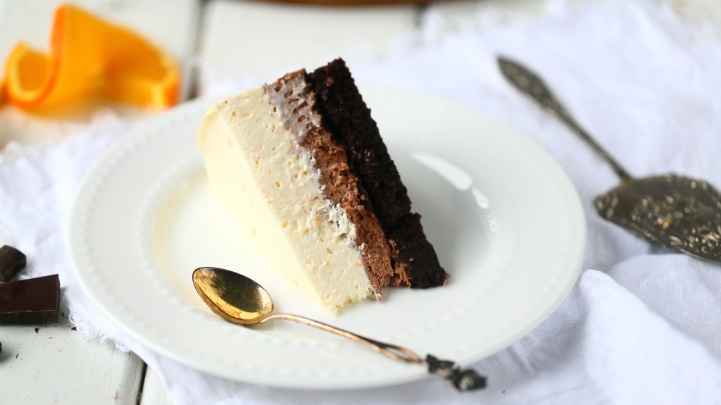 Joulun suklaakakku ja appelsiinimousse