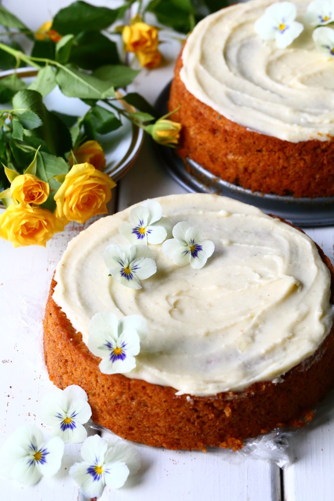 meheva-porkkanakakku-ilman-munaa