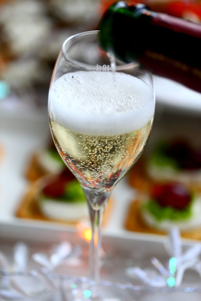 Kauniisti kupliva kuohuviini