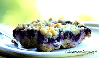 Mustikka rahka murupiirakka