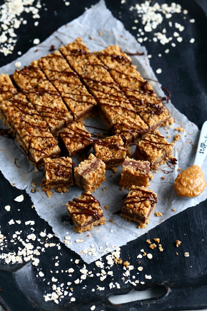 Helpot kaurakeksit suklaalla