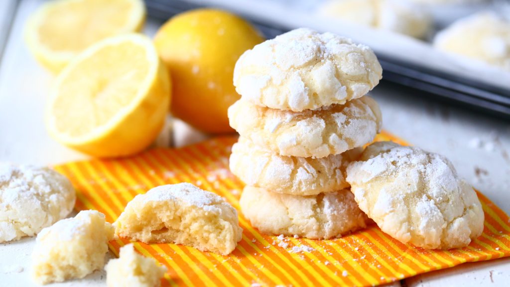 Pehmeät sitruunakeksit
