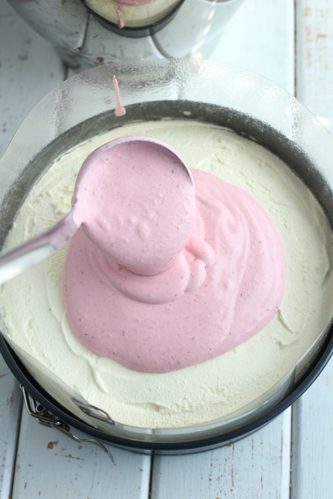 Hyvä mansikkamousse