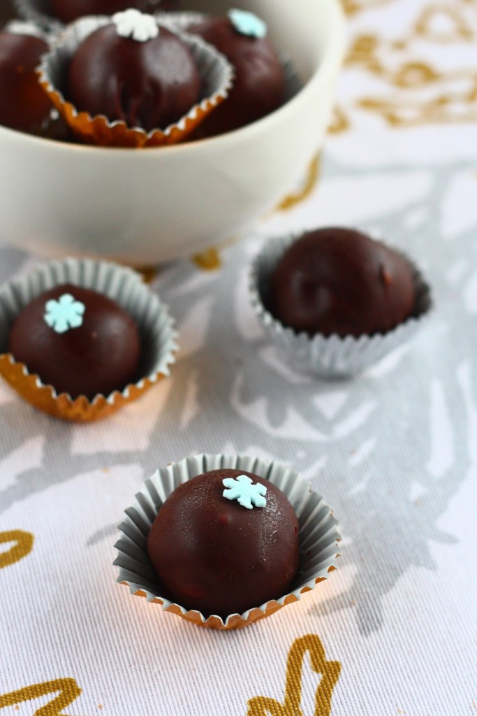 Piparkakku suklaa pallot