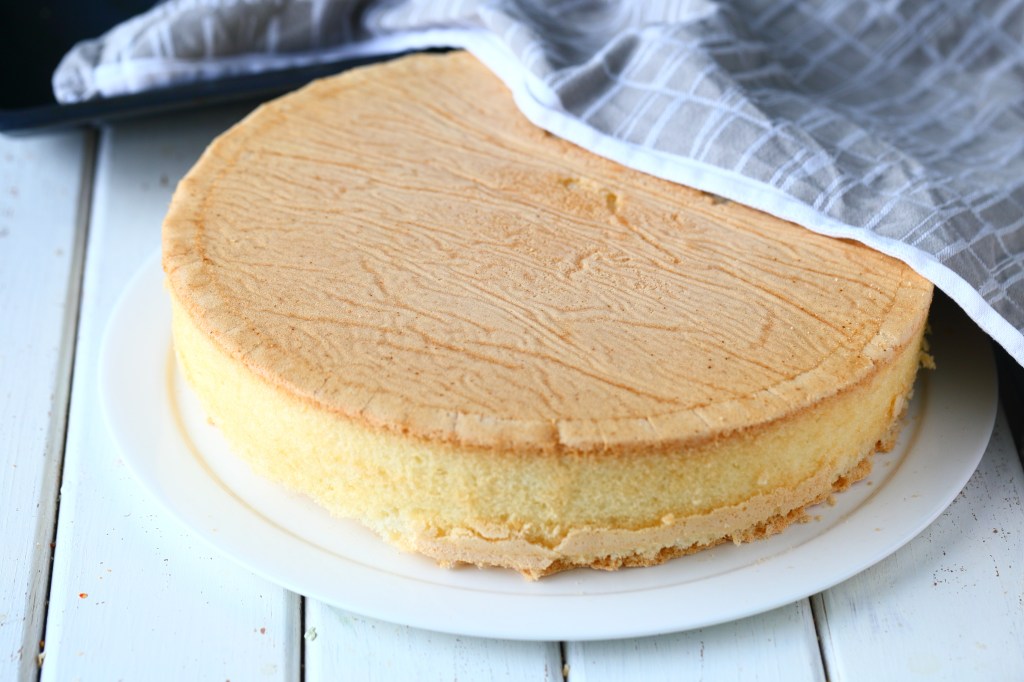 Gluteeniton kakkupohja