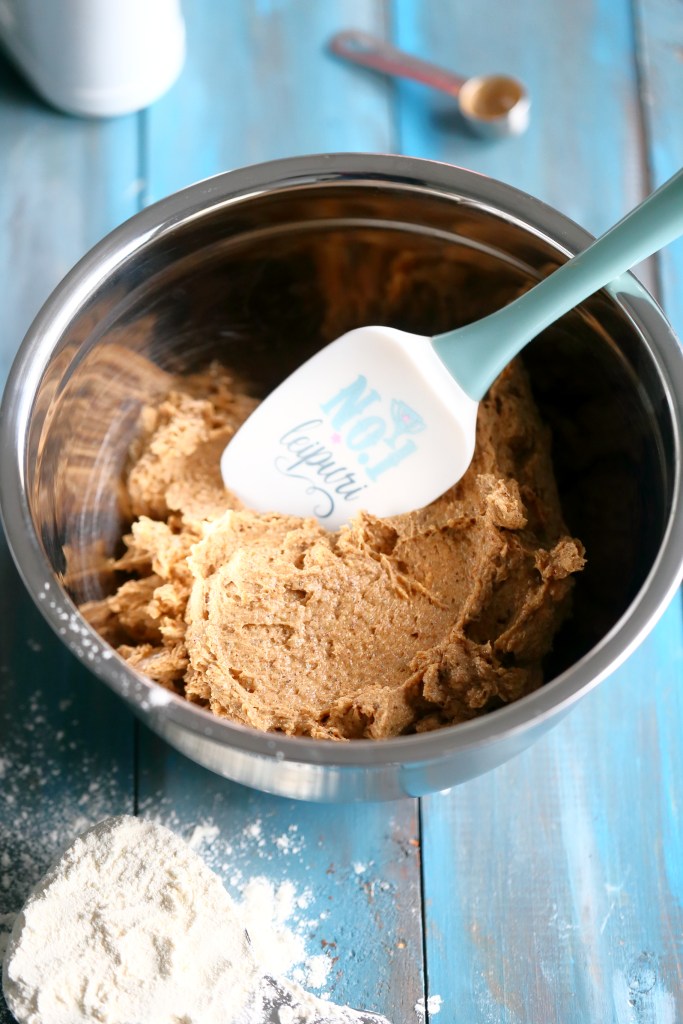 vaahdotettu-voi-sokeri-ja-siirappi