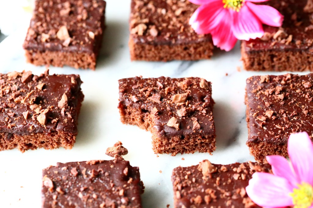 Pätkiksen makuiset mokkapalat ovat herkullisia