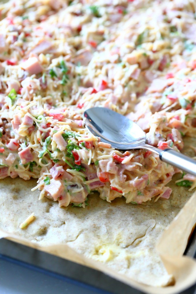 Munaton kinkku-juustopiirakan täyte