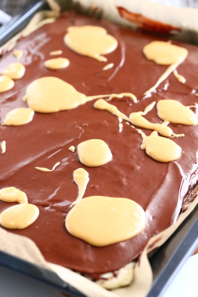 Kaksivärinen mokkapala