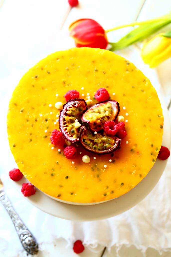 Passion mango juustokakku maistuu herkulliselle