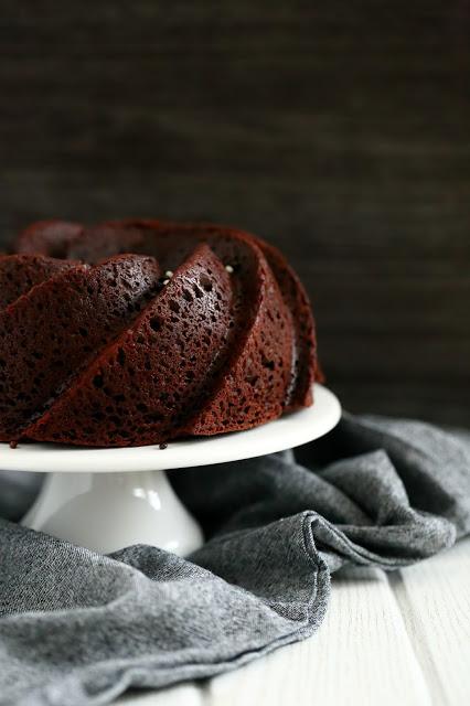 Suklainen mielettömän mehevä&nbsp;kahvikakku