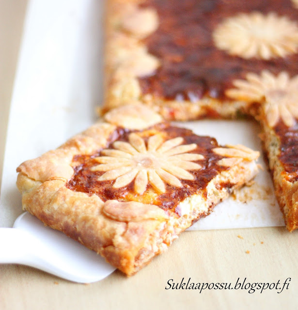 Rahkavoitaikina on paras piirakkataikina