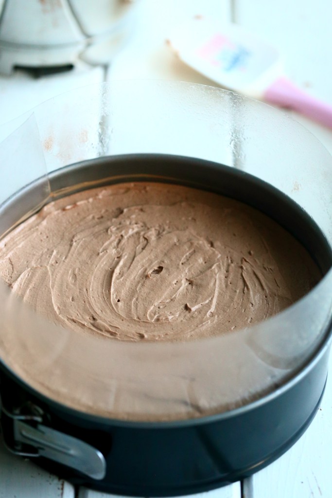 Suklaamousse juustokakku