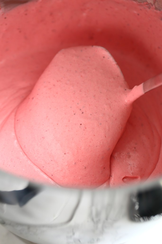 Mansikka-vadelmamousse maidottomana