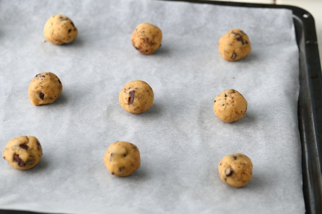 Suklaahippukeksitaikinasta helpot keksit