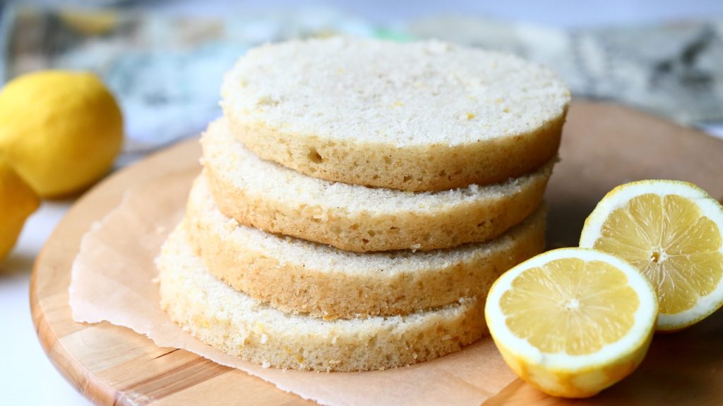 Mehevä sitruunainen kakkupohja&nbsp;(munaton)