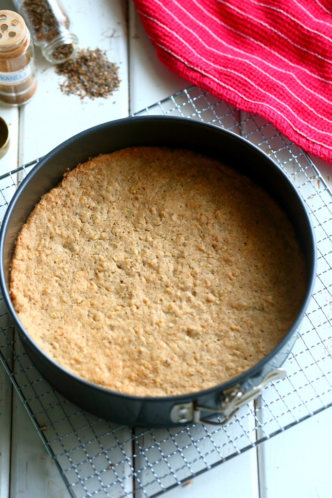 piparin makuinen juustokakun pohja