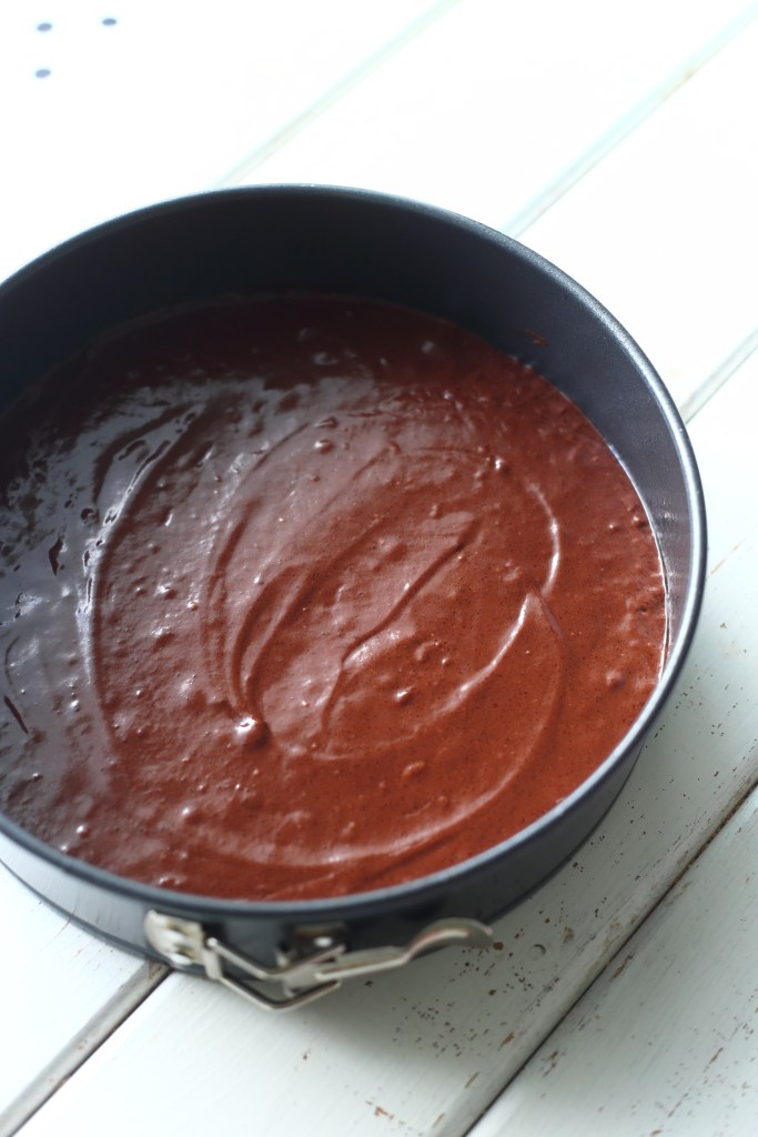 Helppo munaton suklaakakkupohja