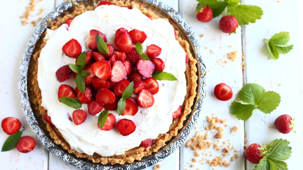 Uunittomat leivonnaiset hellepäiviin