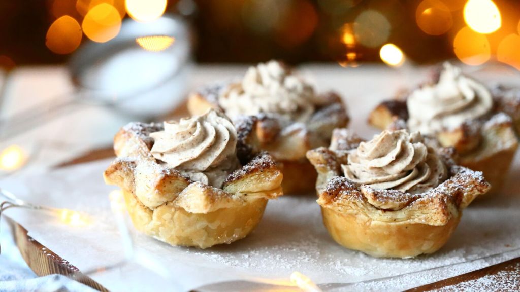 luumumousse-tayte-ja-voitaikina