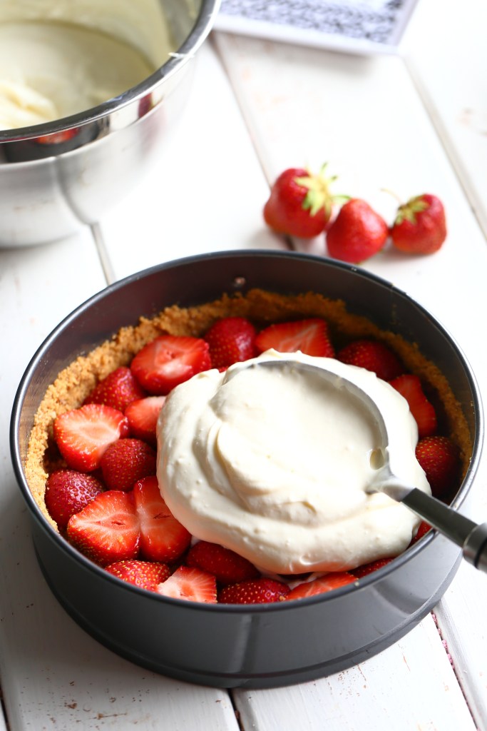 Mansikat ja sitruuna yhdessä ovat herkullisia