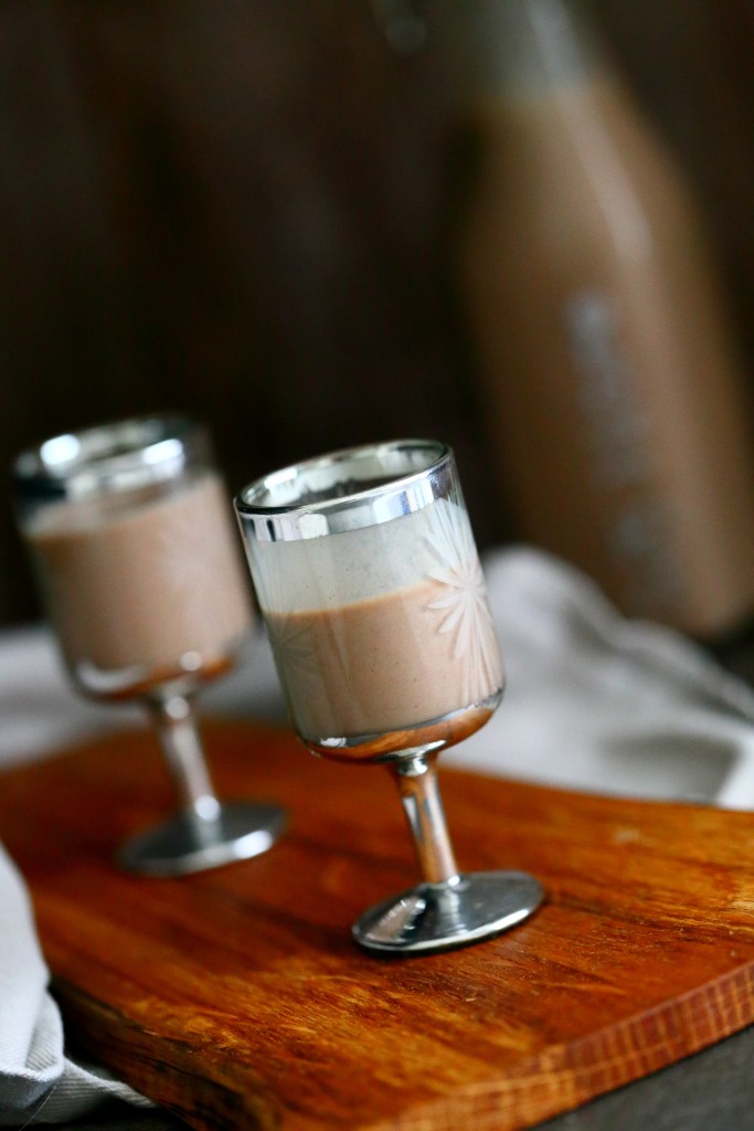 Helppo kermalikööri itse