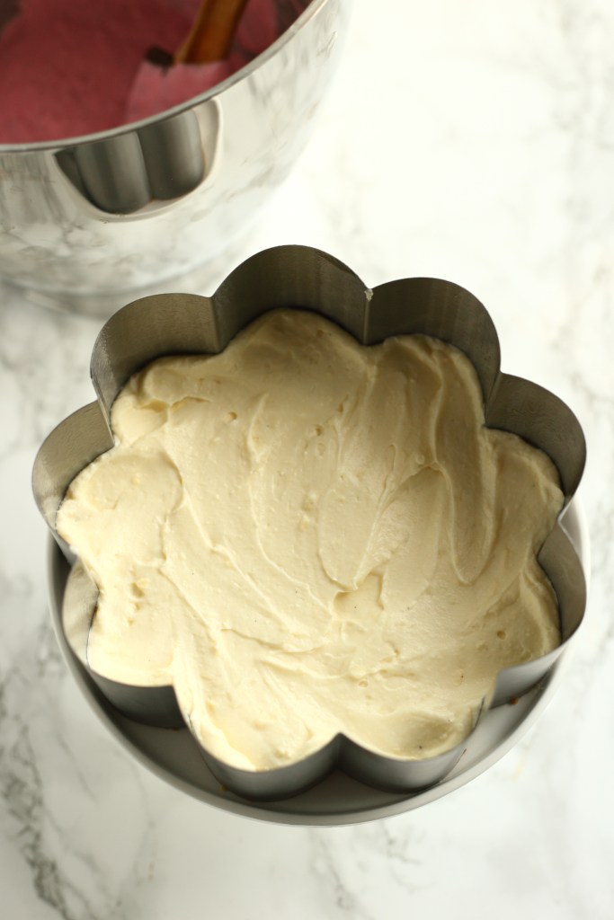 Valkosuklaamousse ilman liivatetta