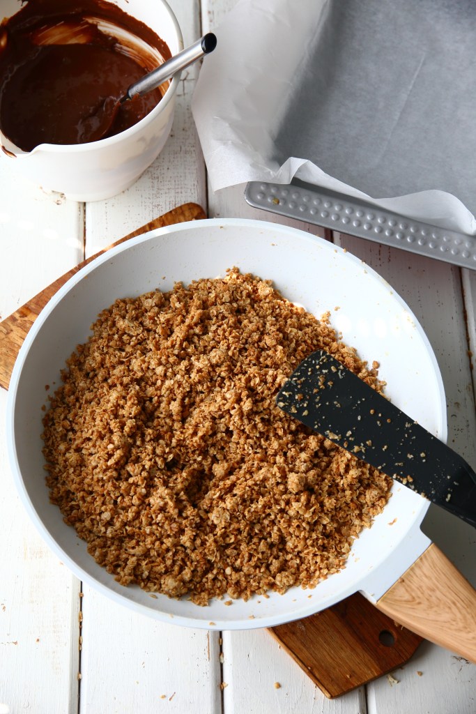 Uunittomien keksien tekeminen on helppoa ja nopeaa