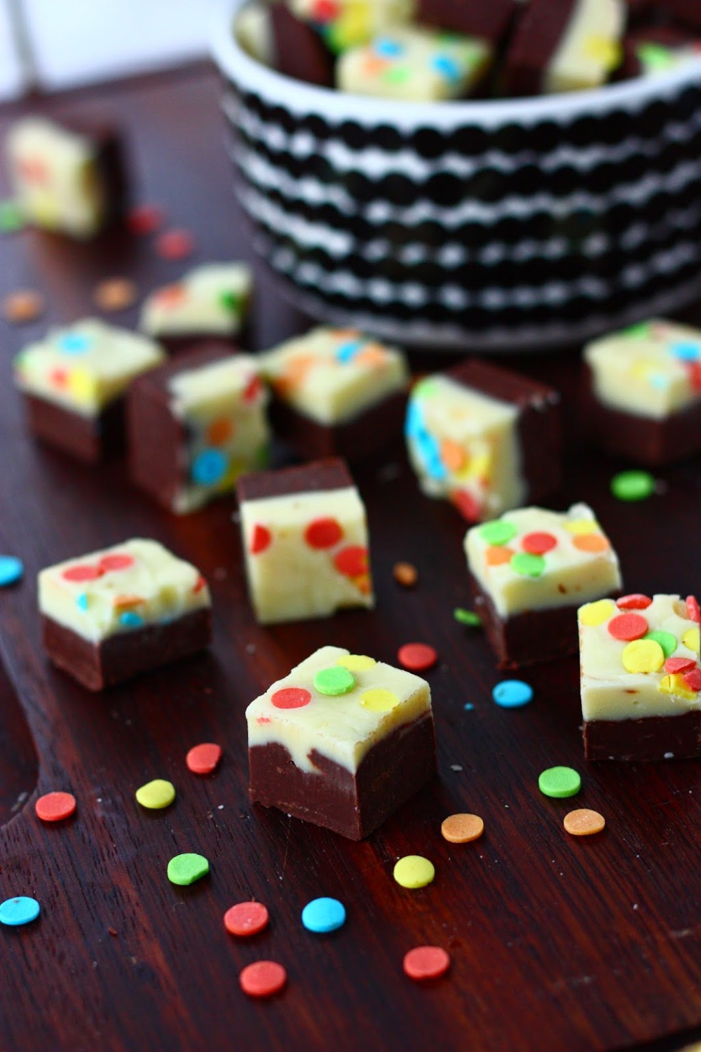 Helppo piparminttu-suklaafudge