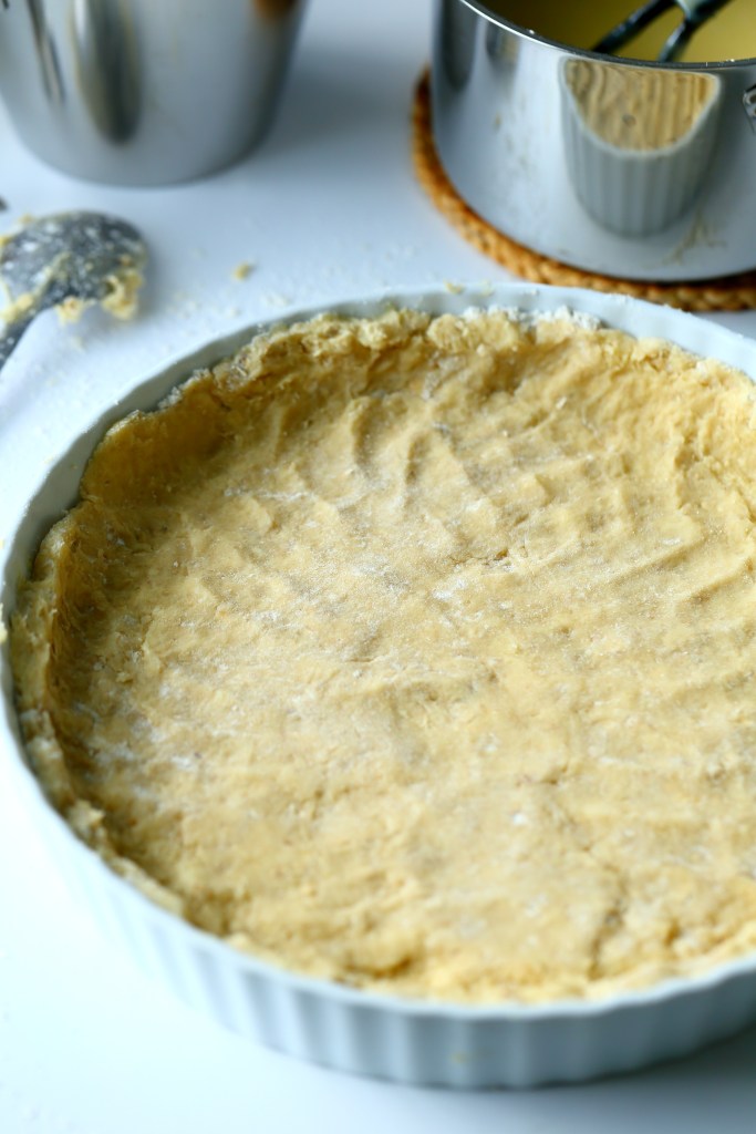 Kaurahiutaleet antavat makua piirakkataikinaan