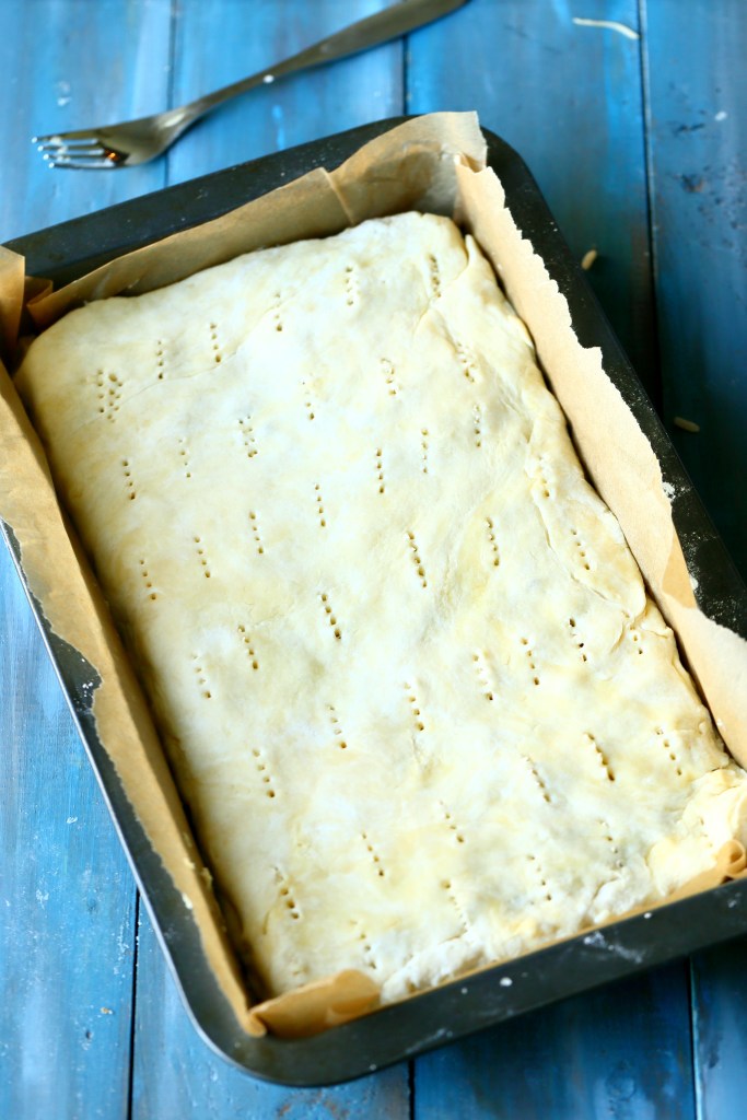 täytetty lihapiirakka