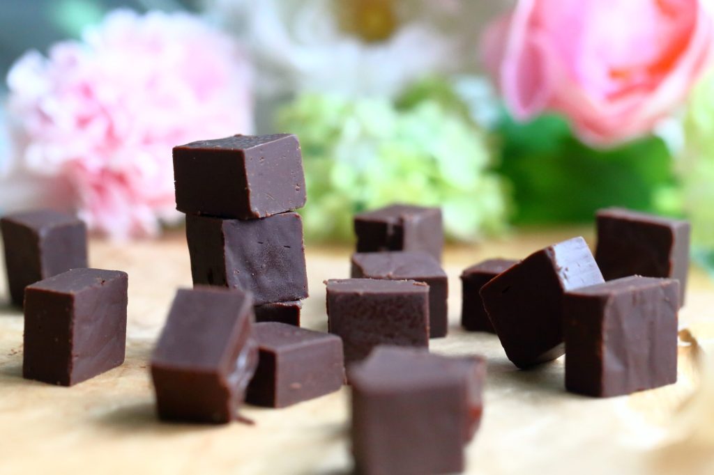 Helpot vegaaniset suklaafudget