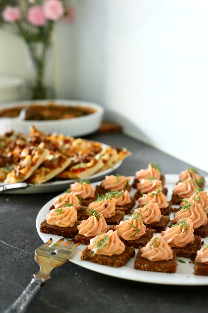 Juhliin pienet suupalat