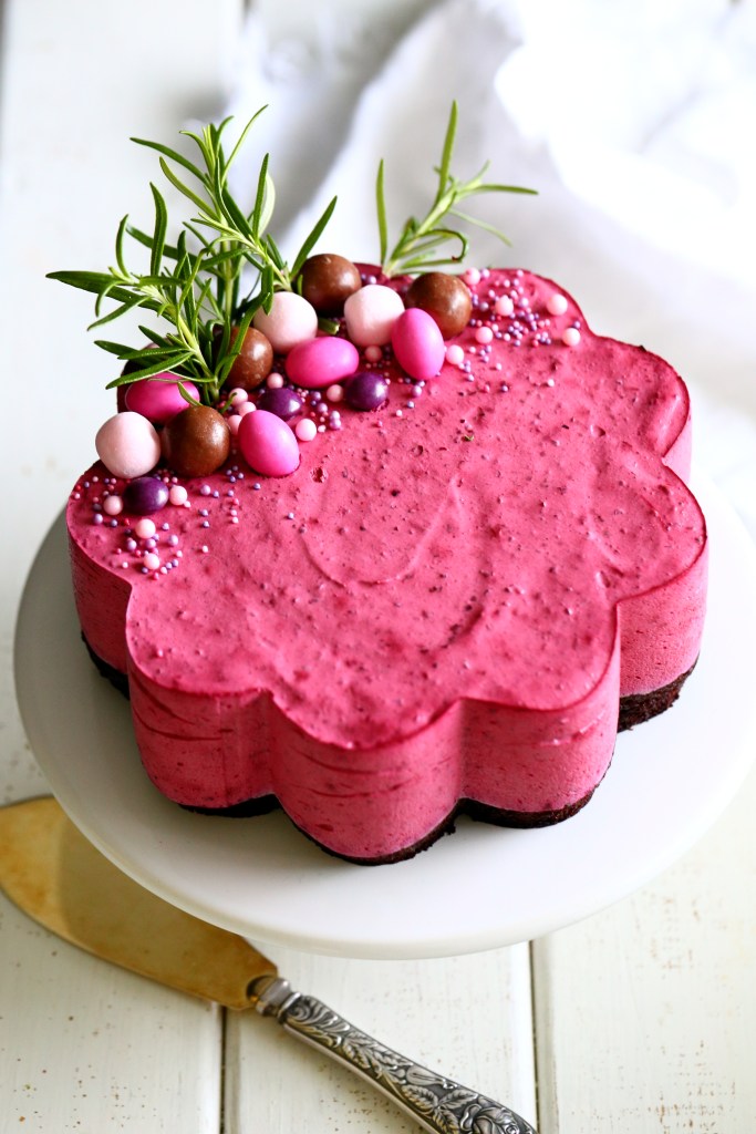 mustaherukkajuustokakku