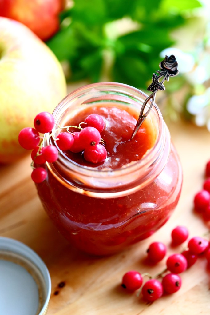 Punaherukat tekevät omenahillosta vieläkin parempaa