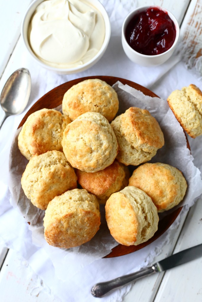 Skonssit eli scones