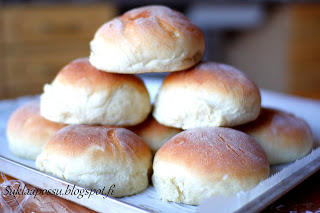 Parhaat hampurilaissämpylät ovat kuohkeita