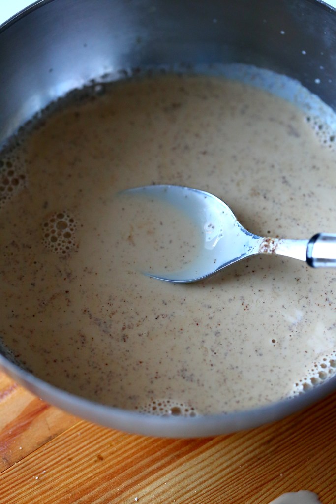 Kanelia inkivääriä nelikkaa kermaa