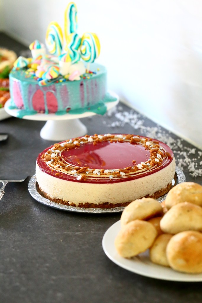 glogijuustokakku piparkakku mausteilla