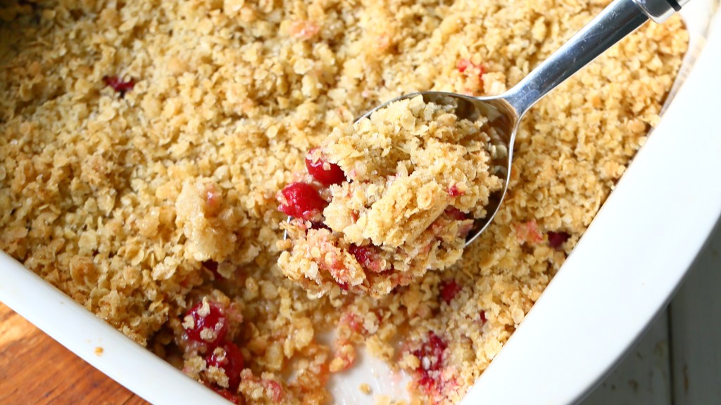 vähän kuin omenakaurapaistos mutta kirsikoista