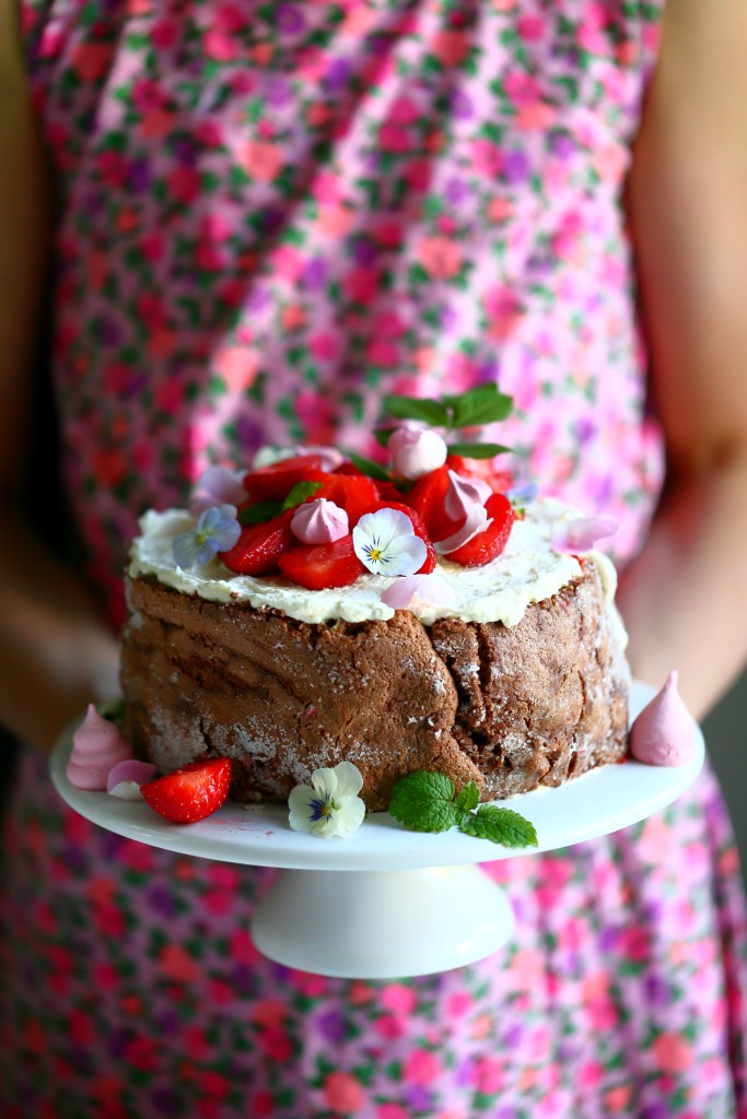 Tytön 9 vuotis syntymäpäiväkakku