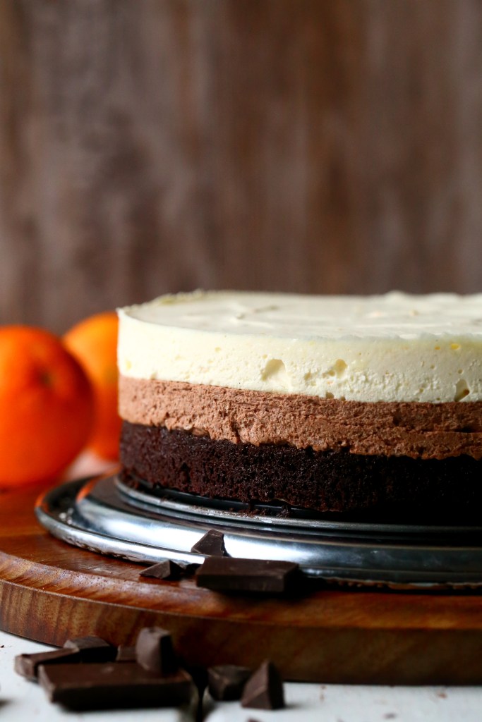 Suklaamousse appelsiinimousse ja brownies pohja gluteeniton kakku