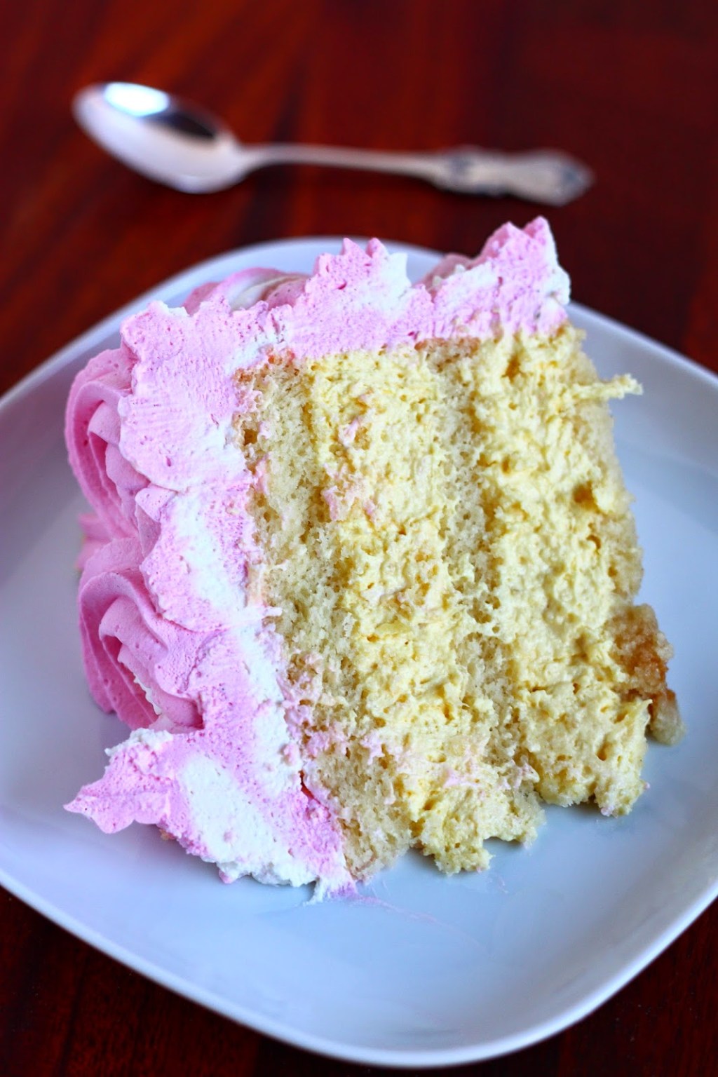 Ananas-mangotäyte täytekakkuun, liivatteeton